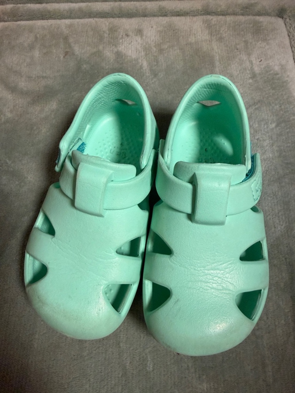 Ten Little Sandals